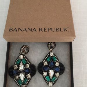 Banana Republic stunning emerald Earrings